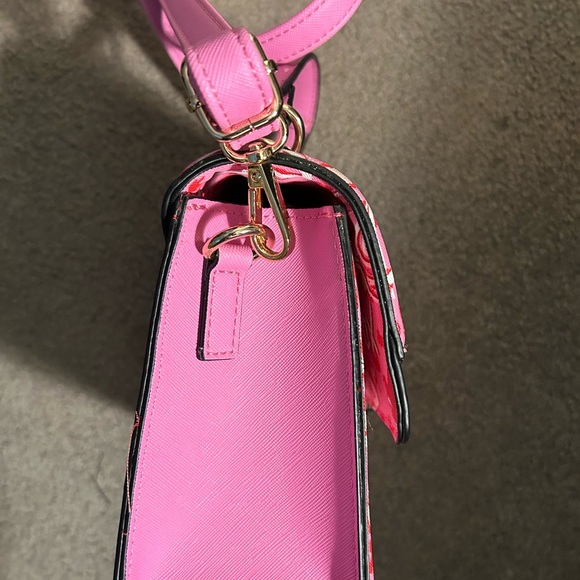 Aldo Pink Heart, Roses, & Lips Valentines Day Handbag with Crossbody strap - Picture 3 of 5